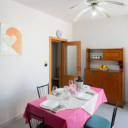 Casa Gino A 70 Mt Dalla Di * פונטה פרושוטו