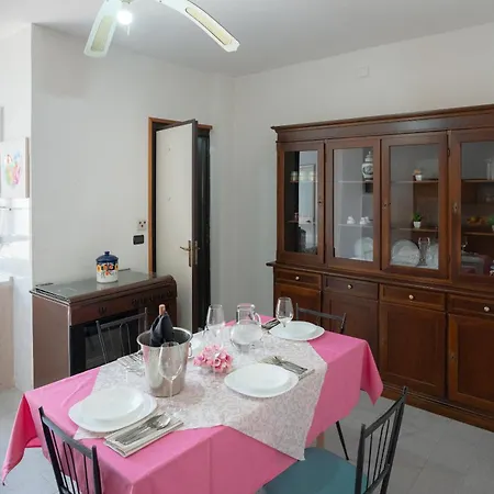 בית נופש Casa Gino A 70 Mt Dalla Di *